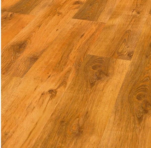 Picture of Cape Town Kronotex Basic laminated flooring Sutter Oak, 6 mm